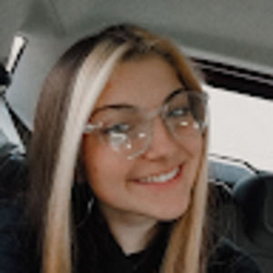 Meet your Posher, Marissa